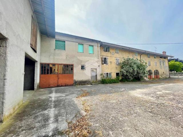 Rustico in vendita a Rivoli Veronese, Veneto