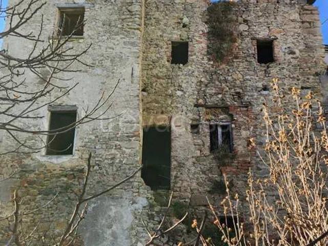 Rustico in vendita a Roccavignale