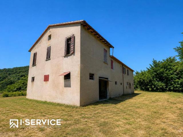 Rustico in vendita a Unione dei comuni Valle del Savio, Cesenà