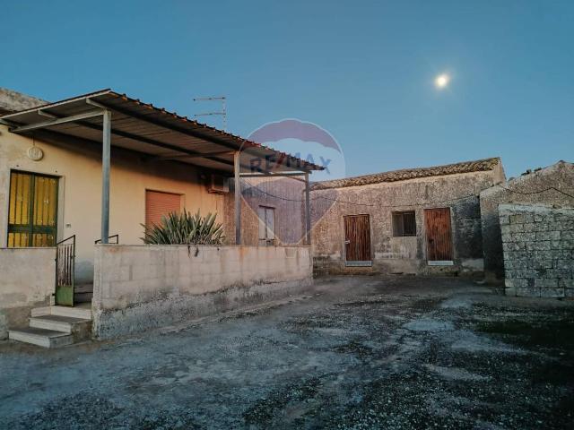 Rustico in vendita a Rosolini, Sicilia