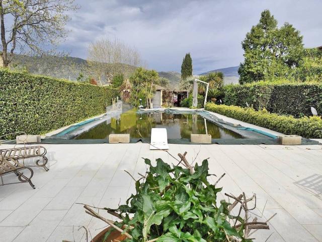 Rustico in vendita a San Giuliano Terme, Toscana