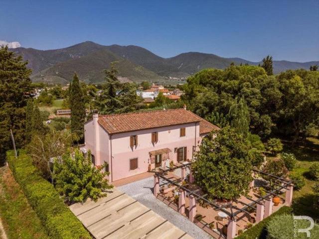 Rustico in vendita a Ghezzano, San Giuliano Terme