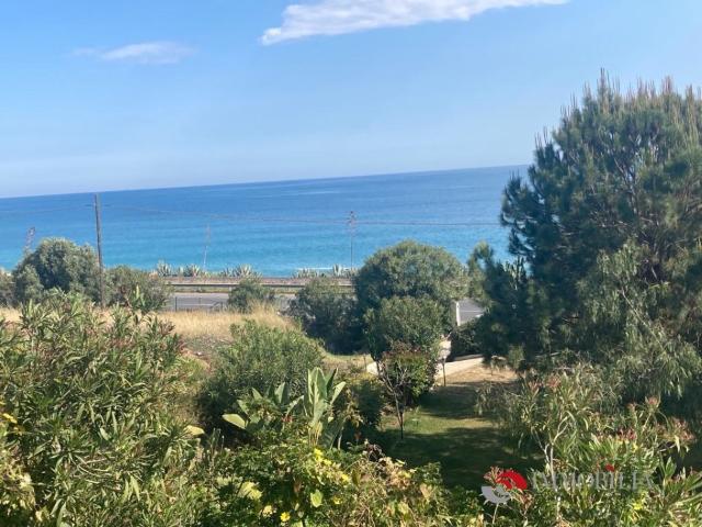 Rustico in vendita a Calabria, Reggio Calabria