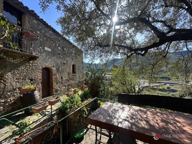 Rustico in vendita a Calabria, Reggio Calabria