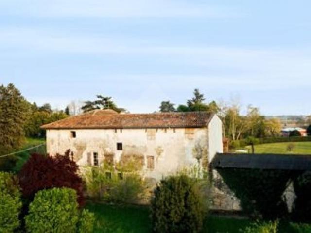 Rustico in vendita a Acquagrossa, San Martino Buon Albergo