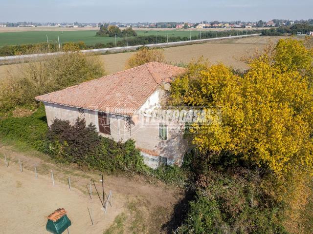 Rustico in vendita a Unione Reno Galliera, San Pietro In Casale