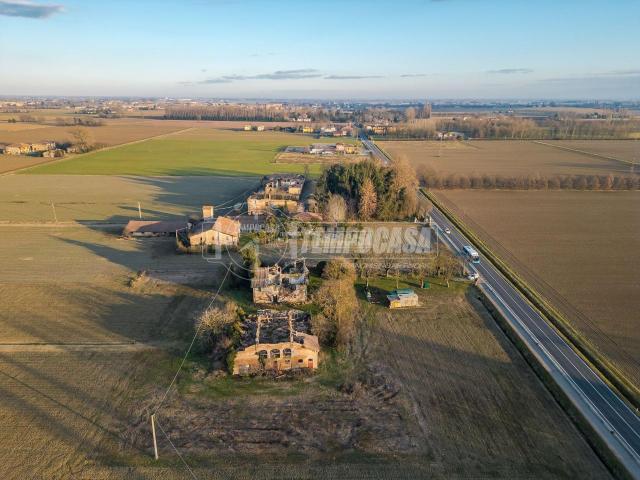 Rustico in vendita a Unione Reno Galliera, San Giorgio Di Piano