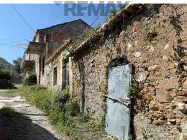 Rustico in vendita a Cavarretta, Sant'agata Di Militello