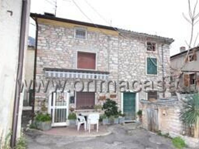 Rustico in vendita a Monte, Sant'ambrogio Di