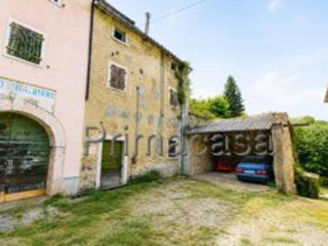 Rustico in vendita a Monte, Sant'ambrogio Di