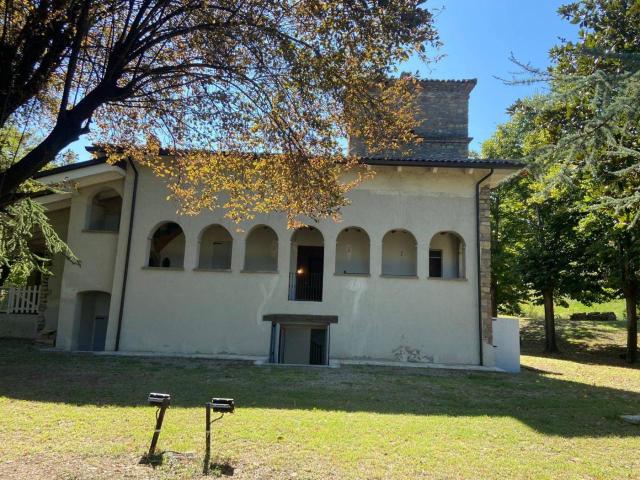 Rustico in vendita a Unione dei comuni del Distretto Ceramico, Sassuolo