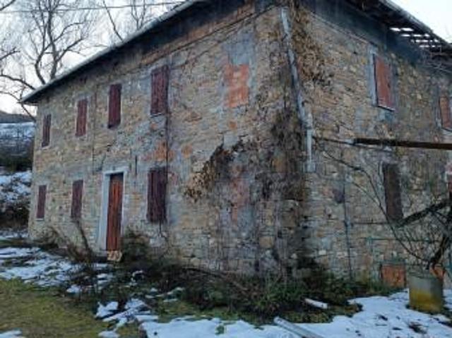 Rustico in vendita a Unione dei comuni del Distretto Ceramico, Sassuolo