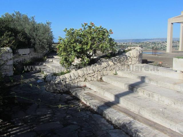 Rustico in vendita a Cava D'aliga, Sicilia