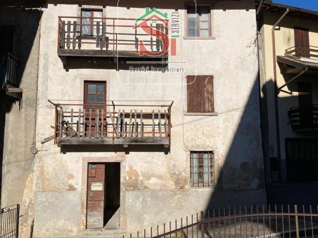 Rustico in vendita a Comunità Montana della Valle Brembana, Serina