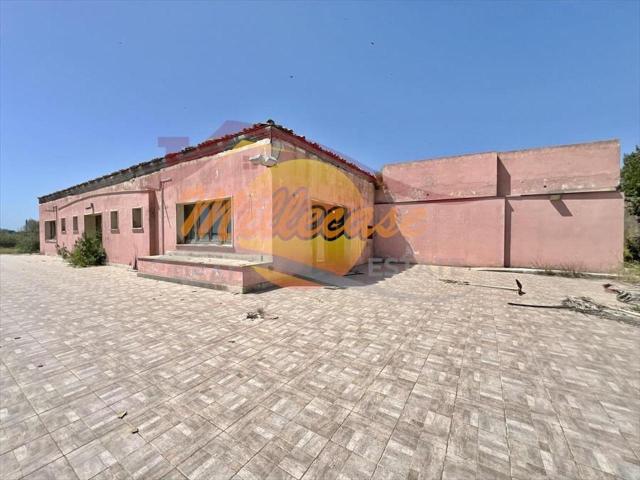 Rustico in vendita a Canalicchio, Siracusa