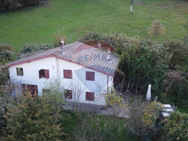 Rustico in vendita a Solto Collina, Lombardia