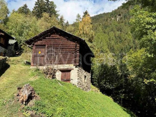 Rustico in vendita a Sommacologna, Sondalo