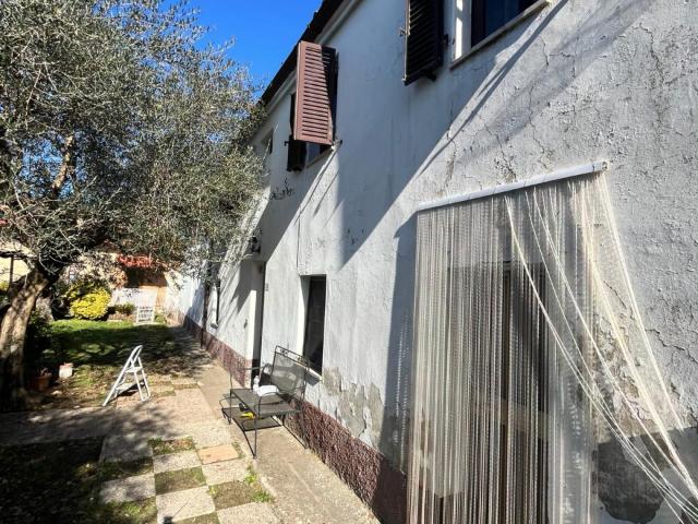Rustico in vendita a Unione di Comuni Montani Colline del Fiora, Sorano