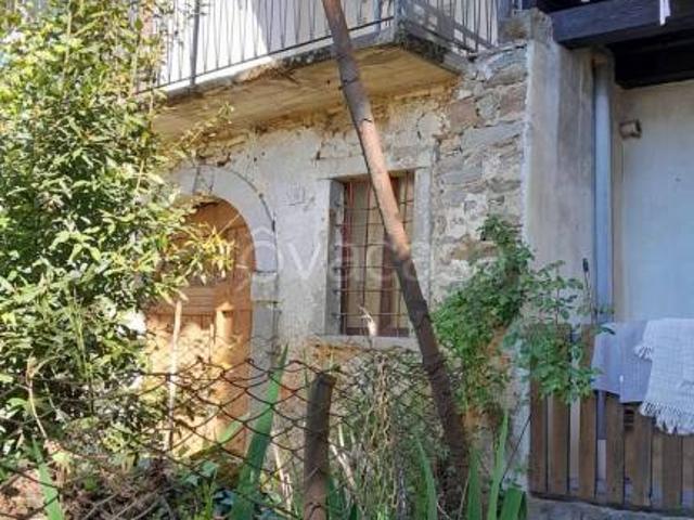 Rustico in vendita a Bercio, Sotto il Monte Giovanni XXIII