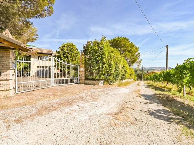 Rustico in vendita a Marche, Ascoli Piceno