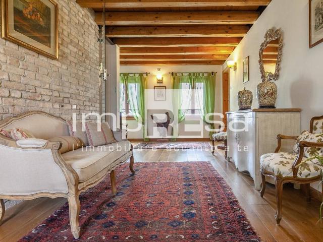 Rustico in vendita a Villorba, Spresiano