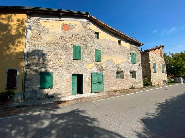 Rustico in vendita a Langhirano, Reggio Emilia