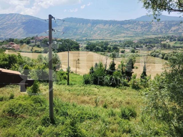 Rustico in vendita a Tagliacozzo, Abruzzo