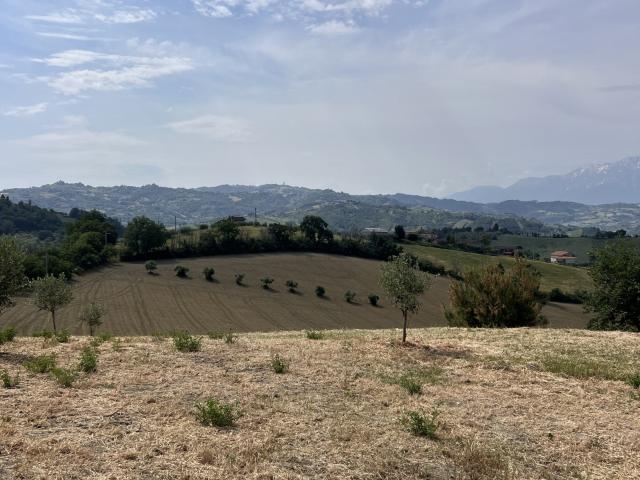 Rustico in vendita a Teramo, Abruzzo