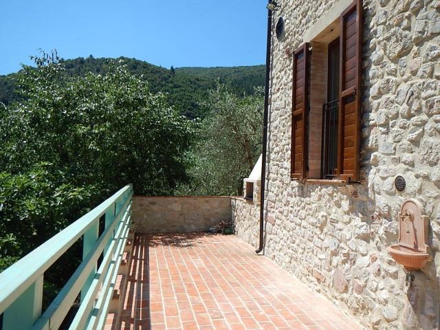 Rustico in vendita a Vocabolo Trevi, Terni