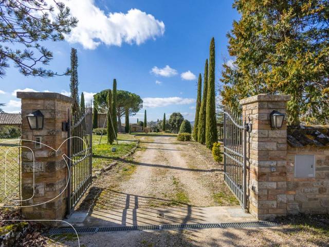 Rustico in vendita a Casemasce, Izzalini