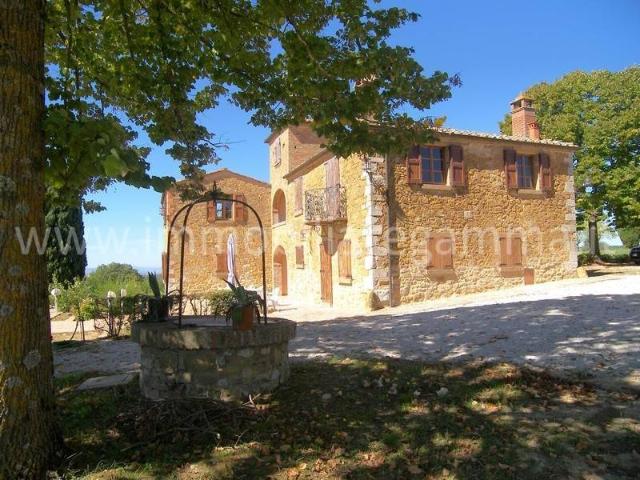 Rustico in vendita a Torrita, Toscana