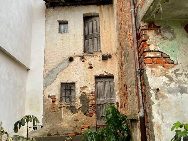 Rustico in vendita a Lodula, Tradate