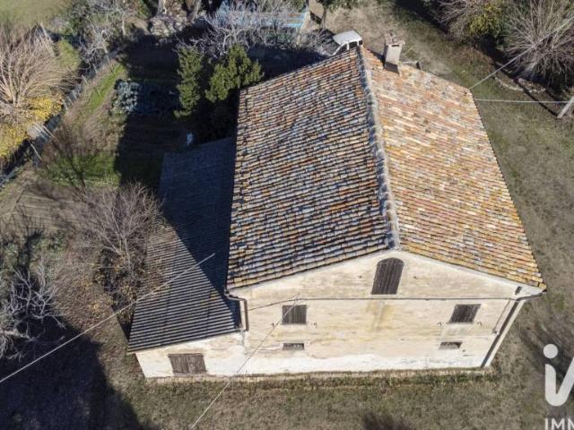 Rustico in vendita a Castel Colonna, Monterado