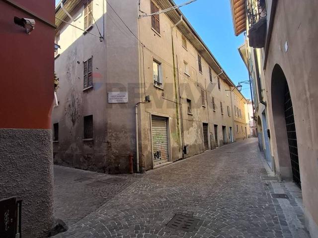 Rustico in vendita a Treviglio, Lombardia