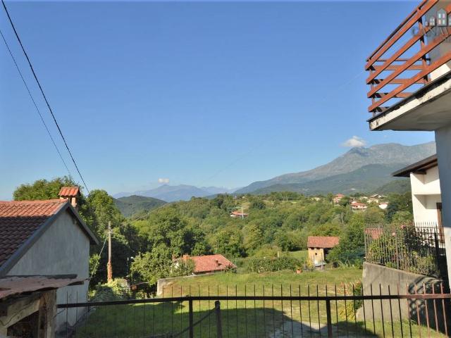 Rustico in vendita a Val di Chy, Piemonte