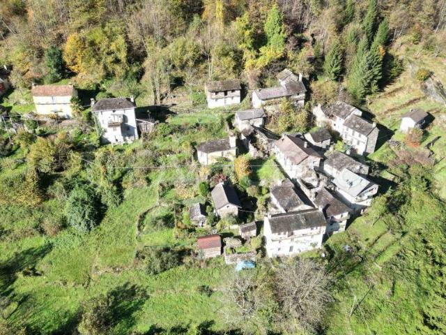 Rustico in vendita a Valle Cannobina, Piemonte