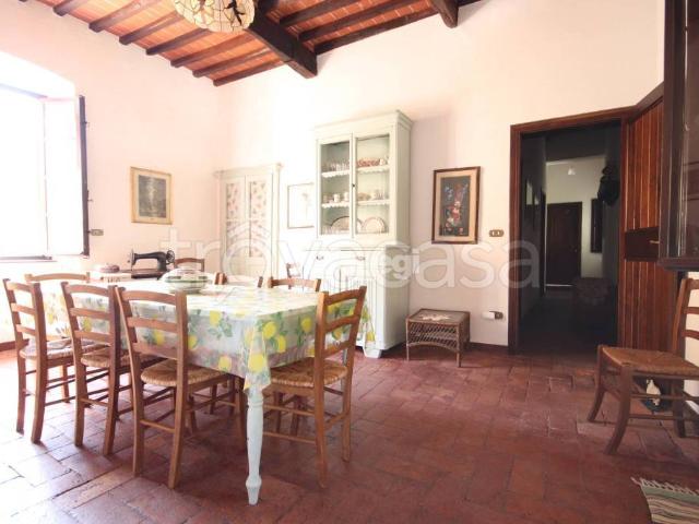Rustico in vendita a Massarosa, Toscana
