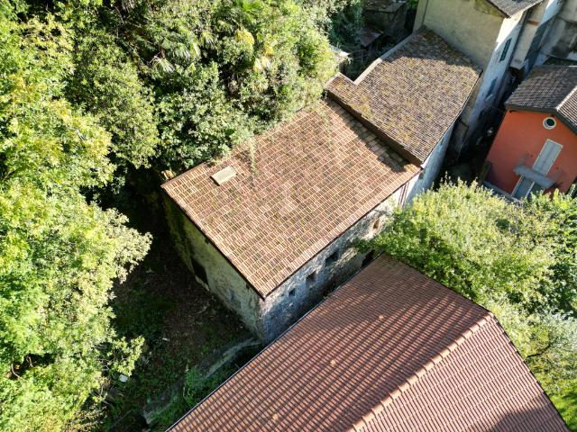 Rustico in vendita a Valsolda, Lombardia