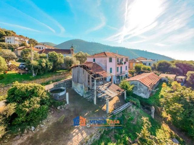 Rustico in vendita a Casanova, Varazze