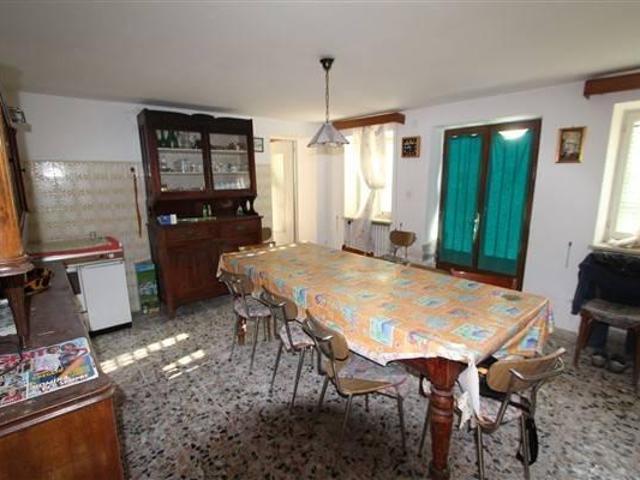 Rustico in vendita a Nord-Est, Brenzone