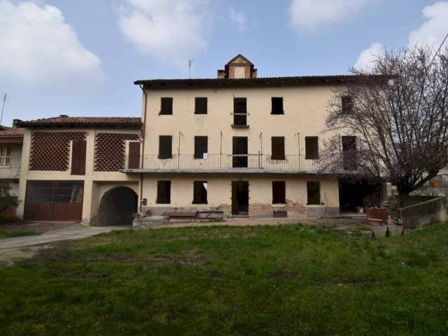Rustico in vendita a Piemonte, Asti