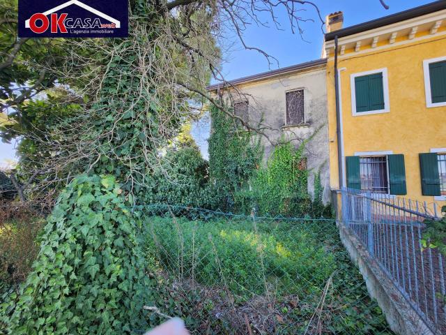 Rustico in vendita a Villafranca Di Verona, Veneto