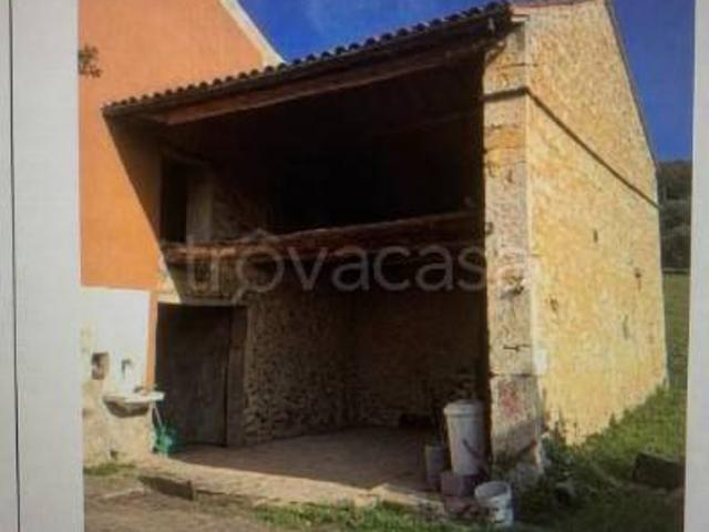 Rustico in vendita a Pozzolo, Villaga