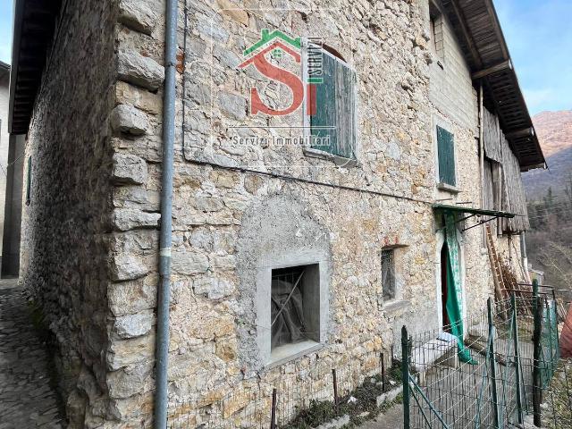 Rustico in vendita a Comunità Montana della Valle Brembana, Zogno