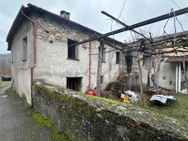 Rustico in vendita a Albareto, Reggio Emilia