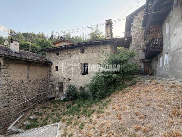 Rustico in vendita a Aosta