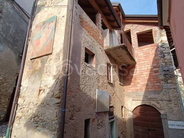 Rustico in vendita a Zuigno, Casalzuigno