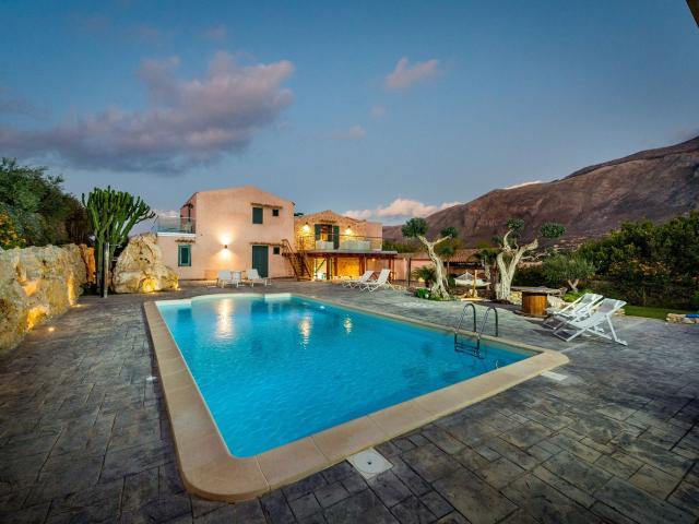 Rustico in vendita a Castellammare Del Golfo, Sicilia