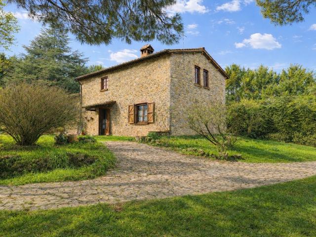 Rustico in vendita a Poggiolo, Monteriggioni