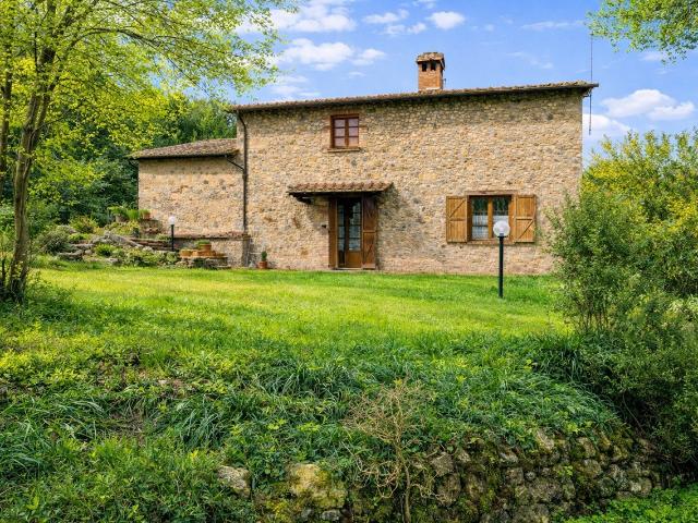 Rustico in vendita a Poggiolo, Monteriggioni